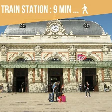 T1 Centre - Ideal Couple & Amis - Confort - Wifi - Calme - Climatisation - Coin Terrasse * Nice